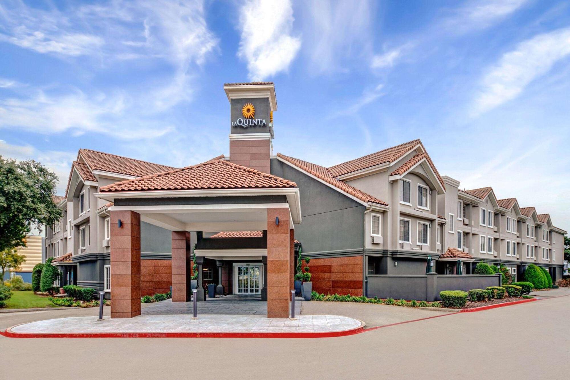 La Quinta By Wyndham Dallas Dfw Airport North Irving Exterior foto