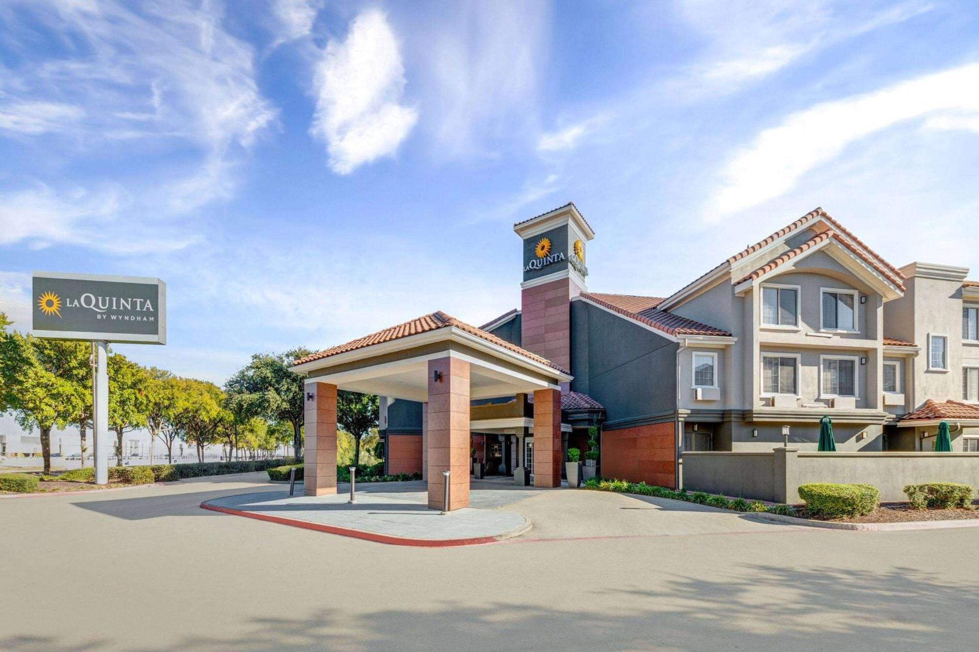 La Quinta By Wyndham Dallas Dfw Airport North Irving Exterior foto